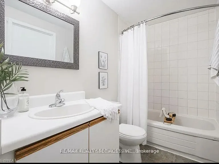 159 Brantwood Park Rd #159A — Photo 15