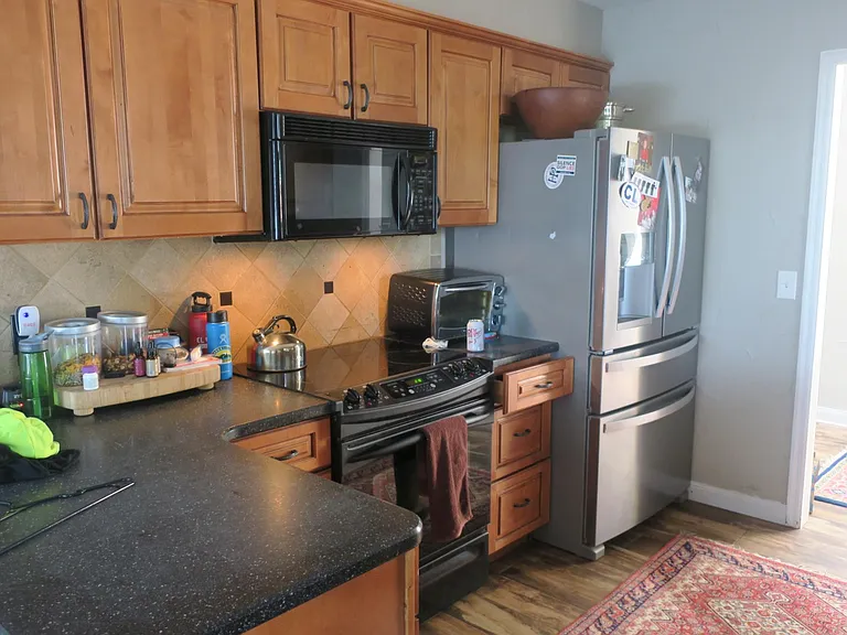 501 Meadow Ridge Cir — Photo 9