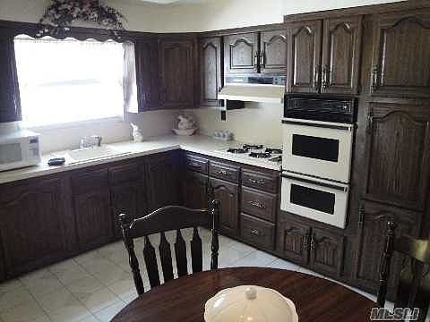 3rd image of 16219 84th St