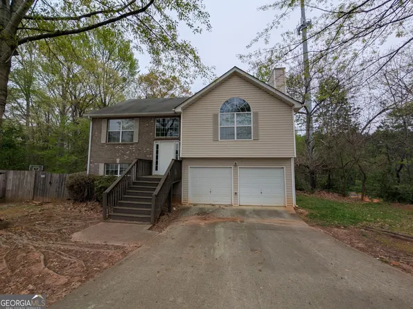 3413 Creekview Dr, Rex, GA 30273