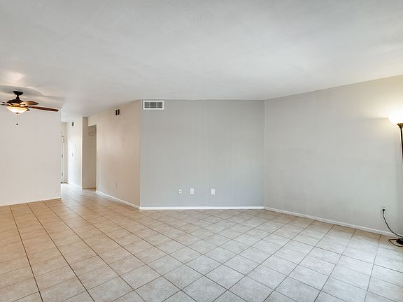 5th image of 11640 N 51st Ave APT 133