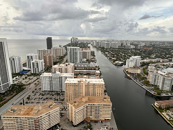 4th image of 4010 S Ocean Drive #R1007