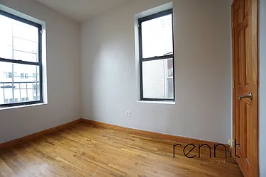 Rented by Rennit Inc.