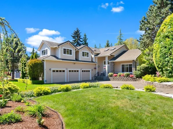 772 NE Mount Mystery Loop, Poulsbo, WA 98370