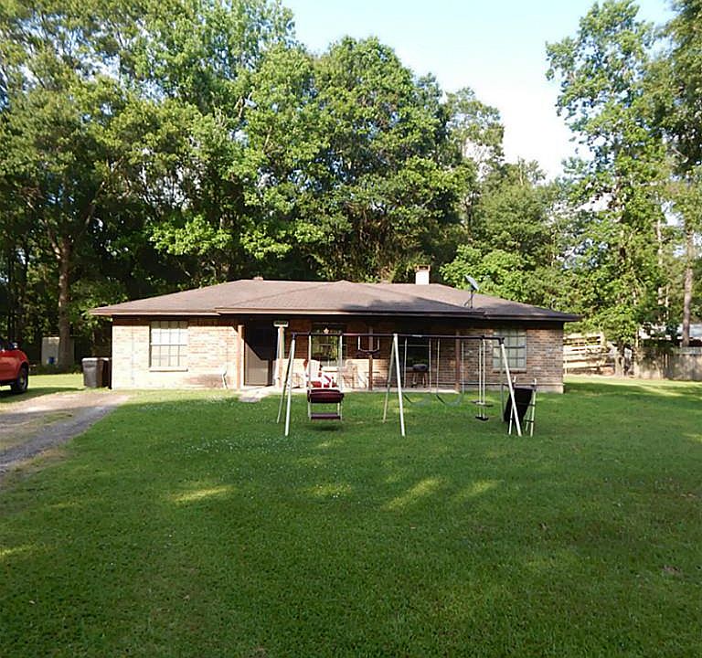 1st image of 26503 Forest Dr W