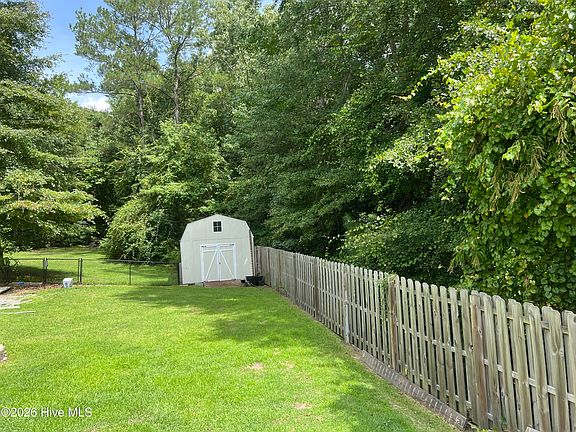 4th image of 270 Blue Creek Farms Drive