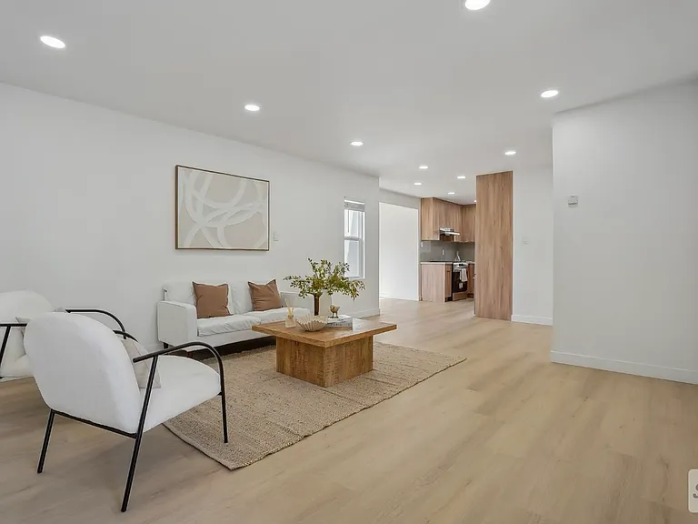9203 Chaney Ave — Photo 4