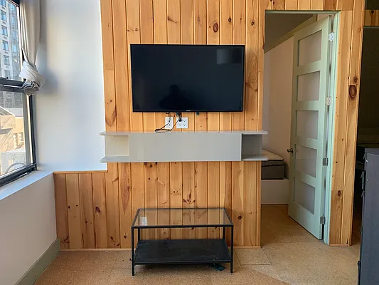 Rented by Owen C Wright, LREB | media 28