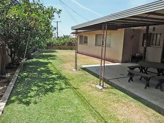 2nd image of 1070 Moonbeam Dr