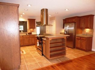 14 Wheatley Branch Rd #B, Chapmanville, WV 25508