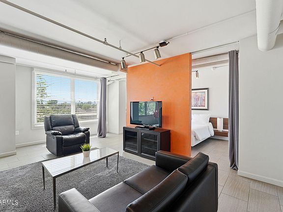 5th image of 535 W THOMAS Road #210