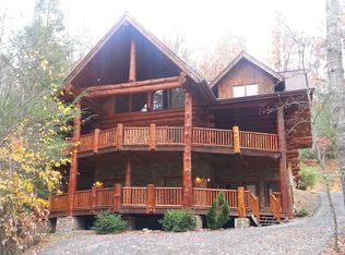 641 Pinnacle Vista Rd, Gatlinburg, TN 37738
