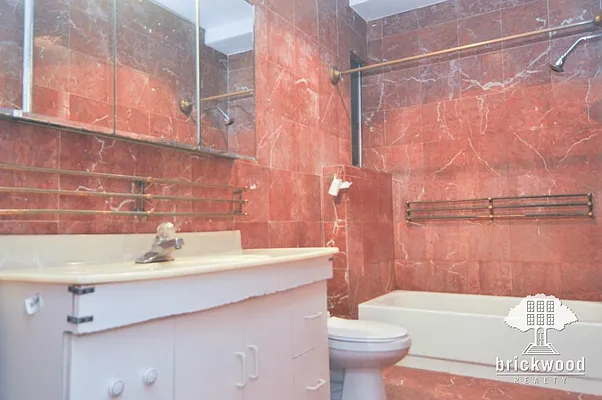 Rented by Brickwood Realty | media 47