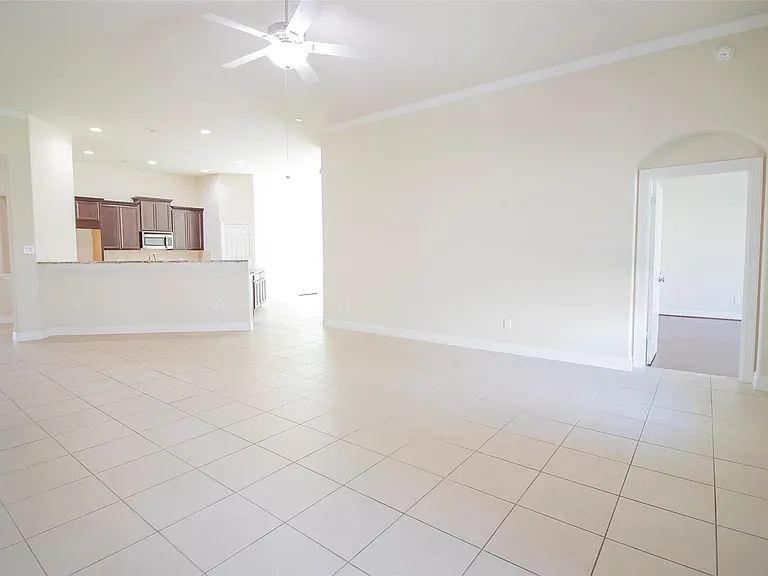 4718 Sabero Ln — Photo 14