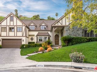16754 Ashley Oaks, Encino, CA 91436