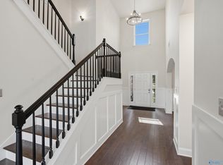 3011 Magnolia Leaf Cir SE, Owens Cross Roads, AL 35763