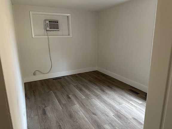 5th image of 740 Whitehall Dr