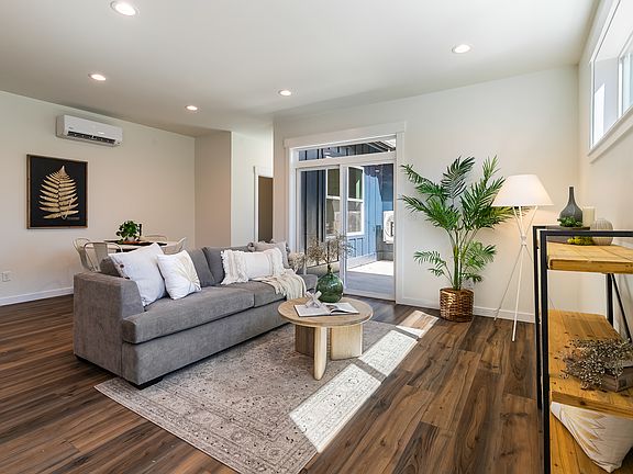 Artist Point Plan - Living Room