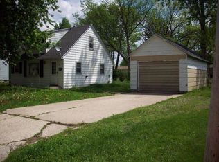 916 4th Ave NE, Belmond, IA 50421