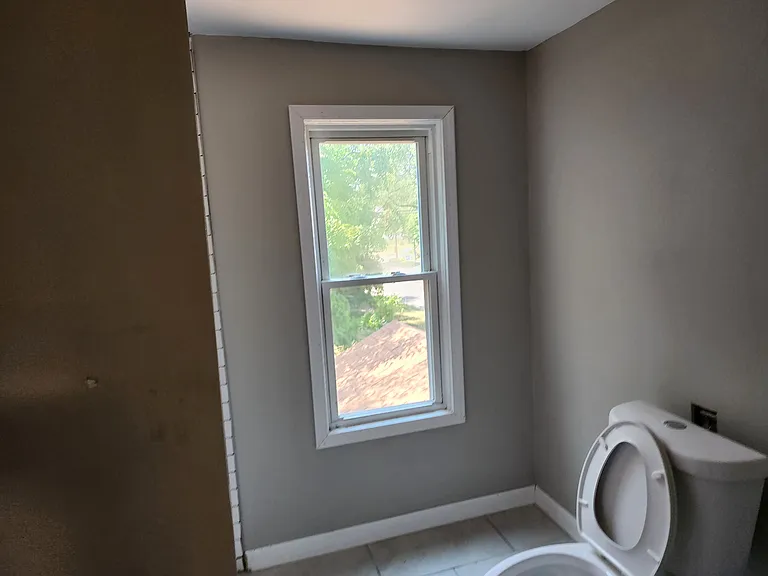 2550 Madison St NE — Photo 12