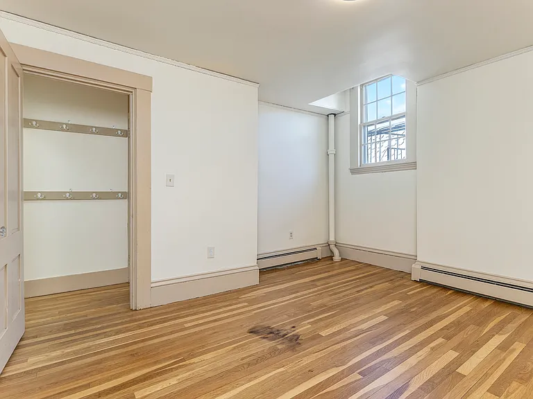 156 Danforth St #3 — Photo 23