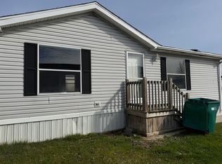 9534 Foxwell Cir, Fenton, MI 48430