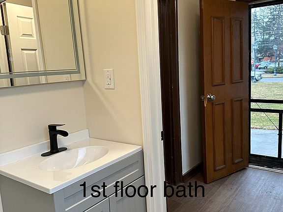 5th image of 307 Race St