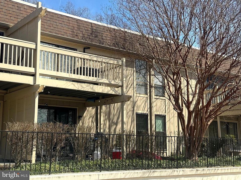 1st image of 5772 Rexford Ct
