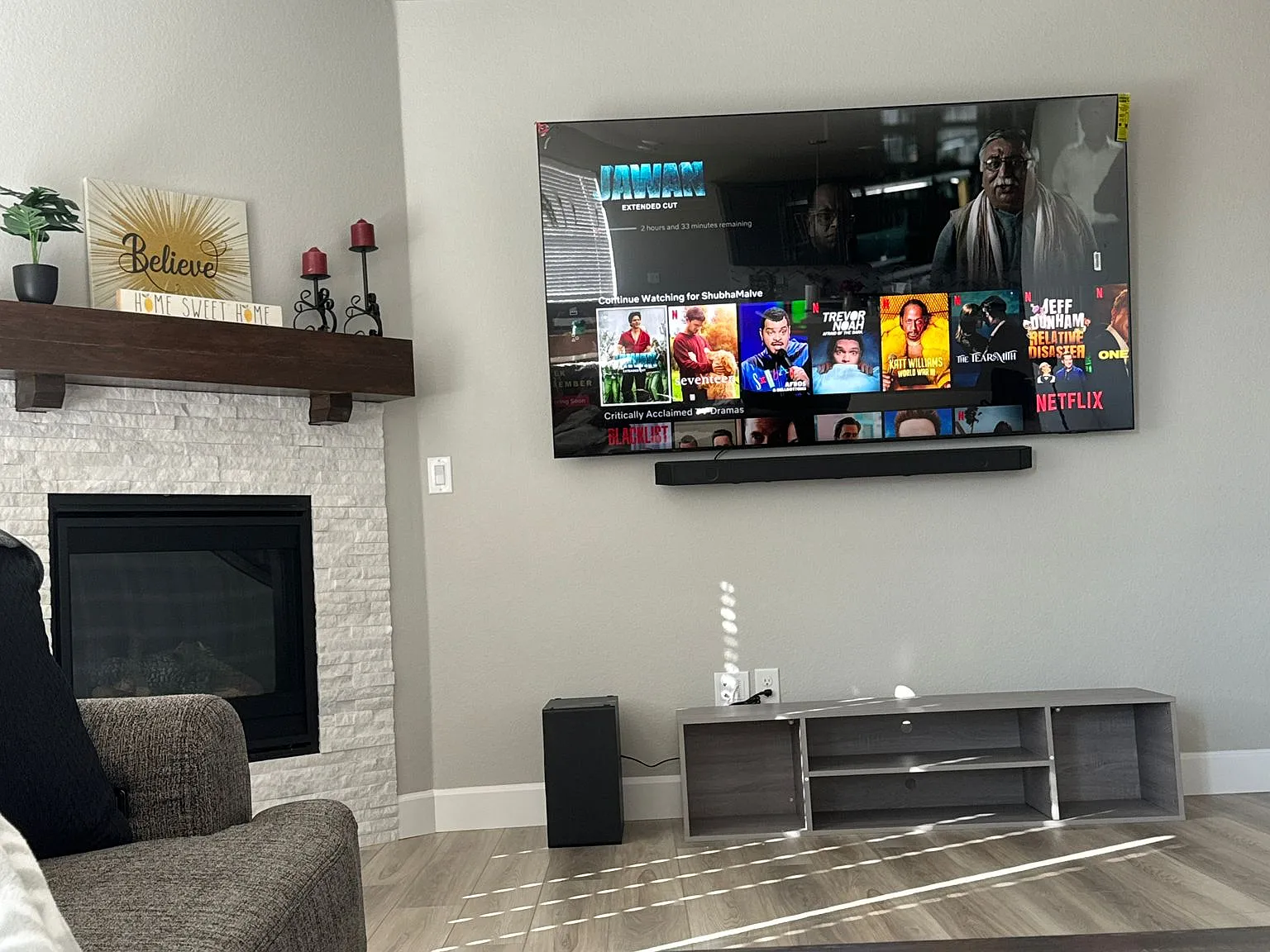 1 bed, 3977 sqft, $1,000 — Photo 2