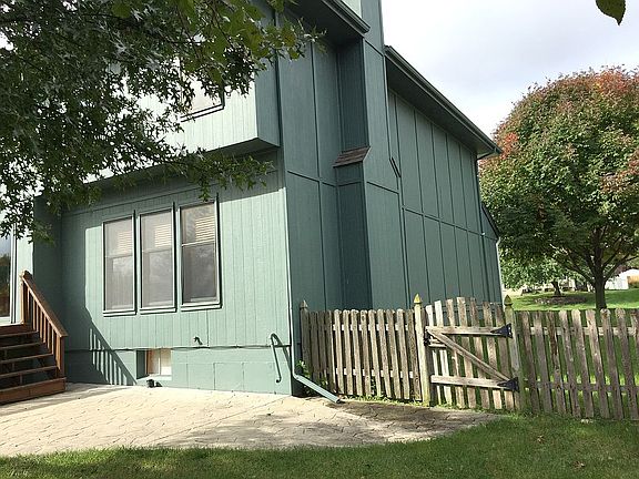 Back East North Corner