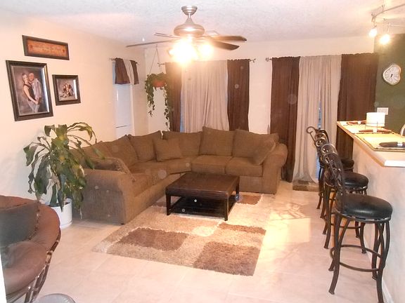 2nd image of 1230 Avenida Esplendida NW