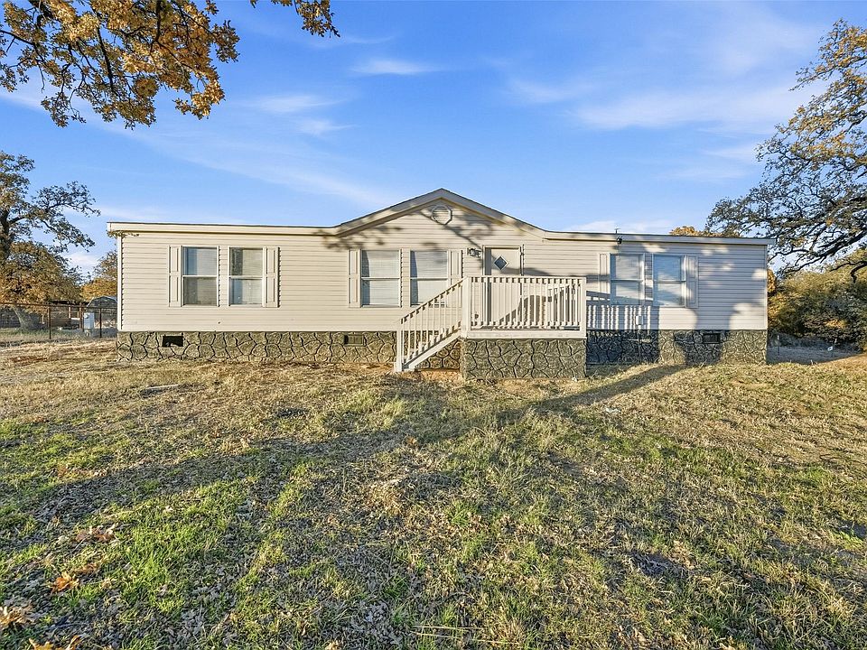 1st image of 296 Oakley Cir