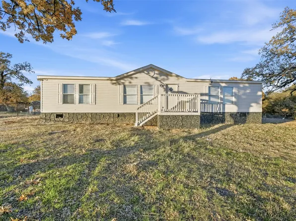 296 Oakley Cir, Weatherford, TX 76085