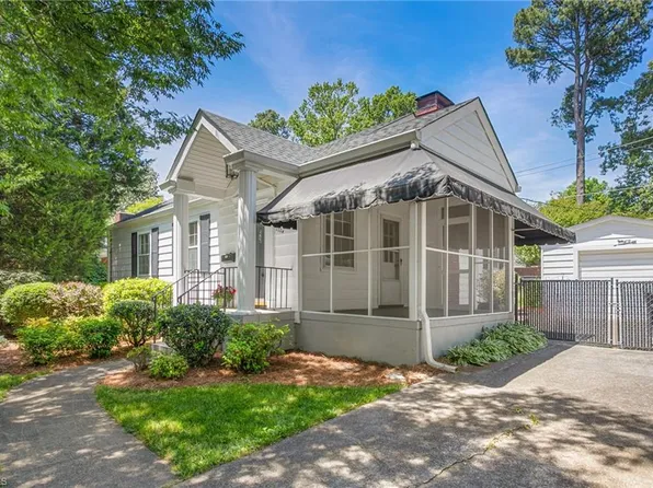 2324 Fortune Ln, Greensboro, NC 27408