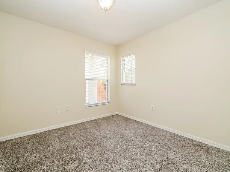 11805 Prickly Pear Way — Photo 11