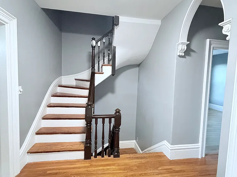 14 Mayfair St #2 — Photo 2