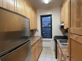 6712 Yellowstone Blvd APT C5, Flushing, NY 11375