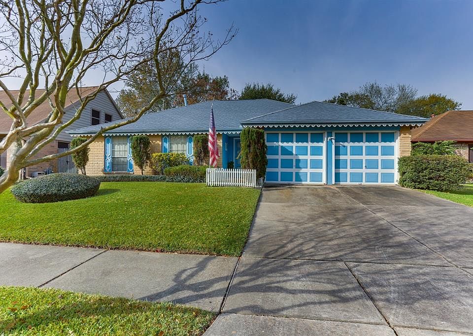 1st image of 122 Elfwood Ct
