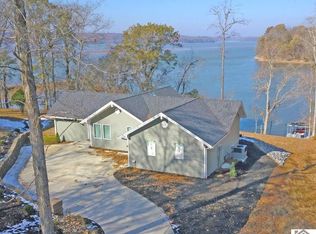 73 Roberts Ln, Cadiz, KY 42211