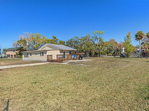 2nd image of 7272 Westwind St