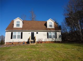 5042 Davis Rd, Winston Salem, NC 27105