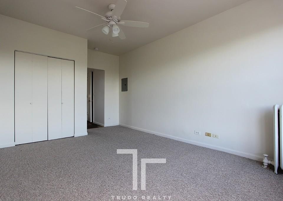 2nd image of 3957 W Irving Park Rd APT 302