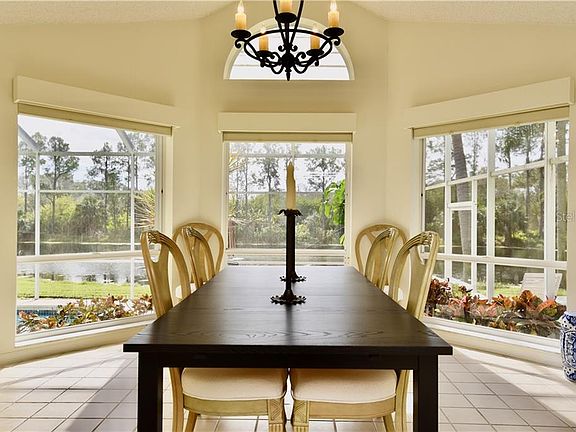 4th image of 1522 Mary Ln