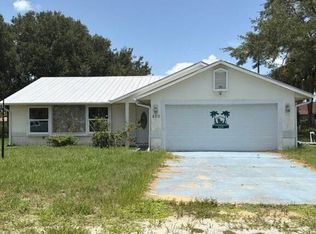 420 11th St SW, Vero Beach, FL 32962