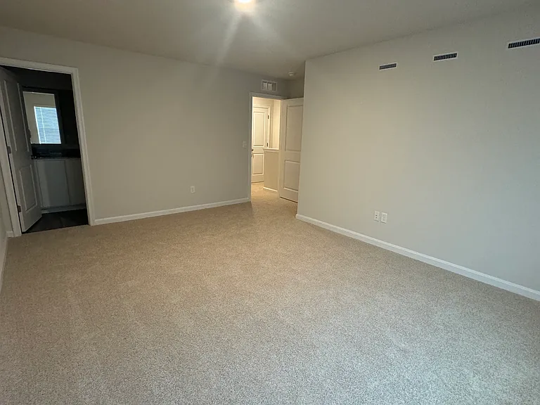 121 Tigney Dr — Photo 14