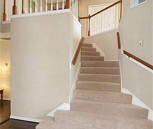 2nd image of 15914 Oak Mountain Dr