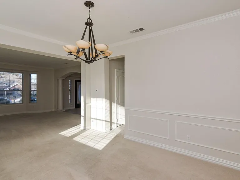 8512 Mesa Verde Dr — Photo 13