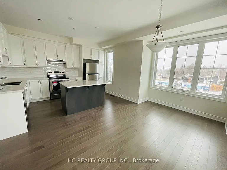 117 Thomas Frisby Jr Cres — Photo 9