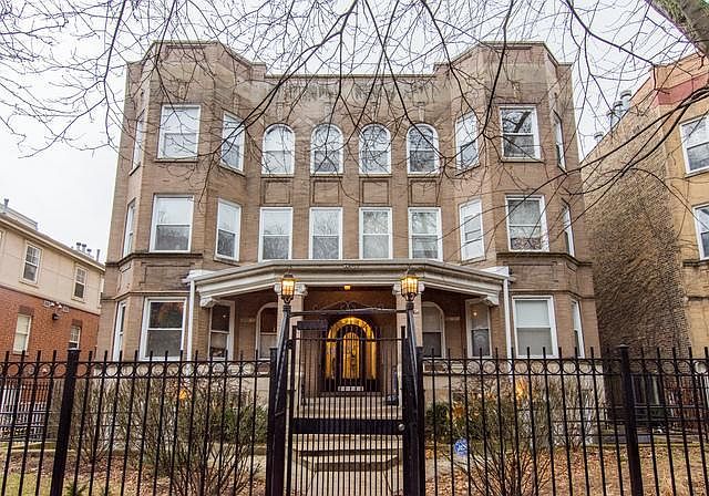 1st image of 4718 N Kenmore Ave #69