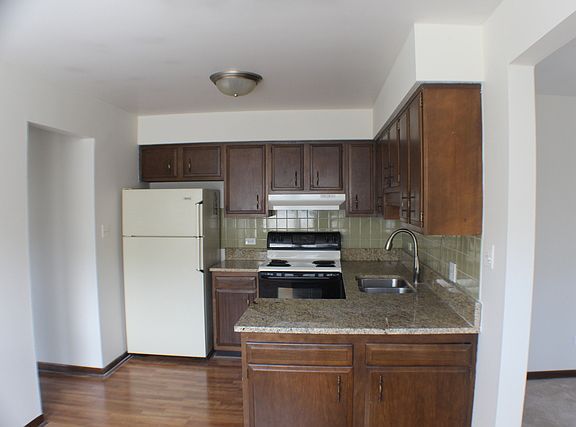 5th image of 4508 Park Ave APT 3